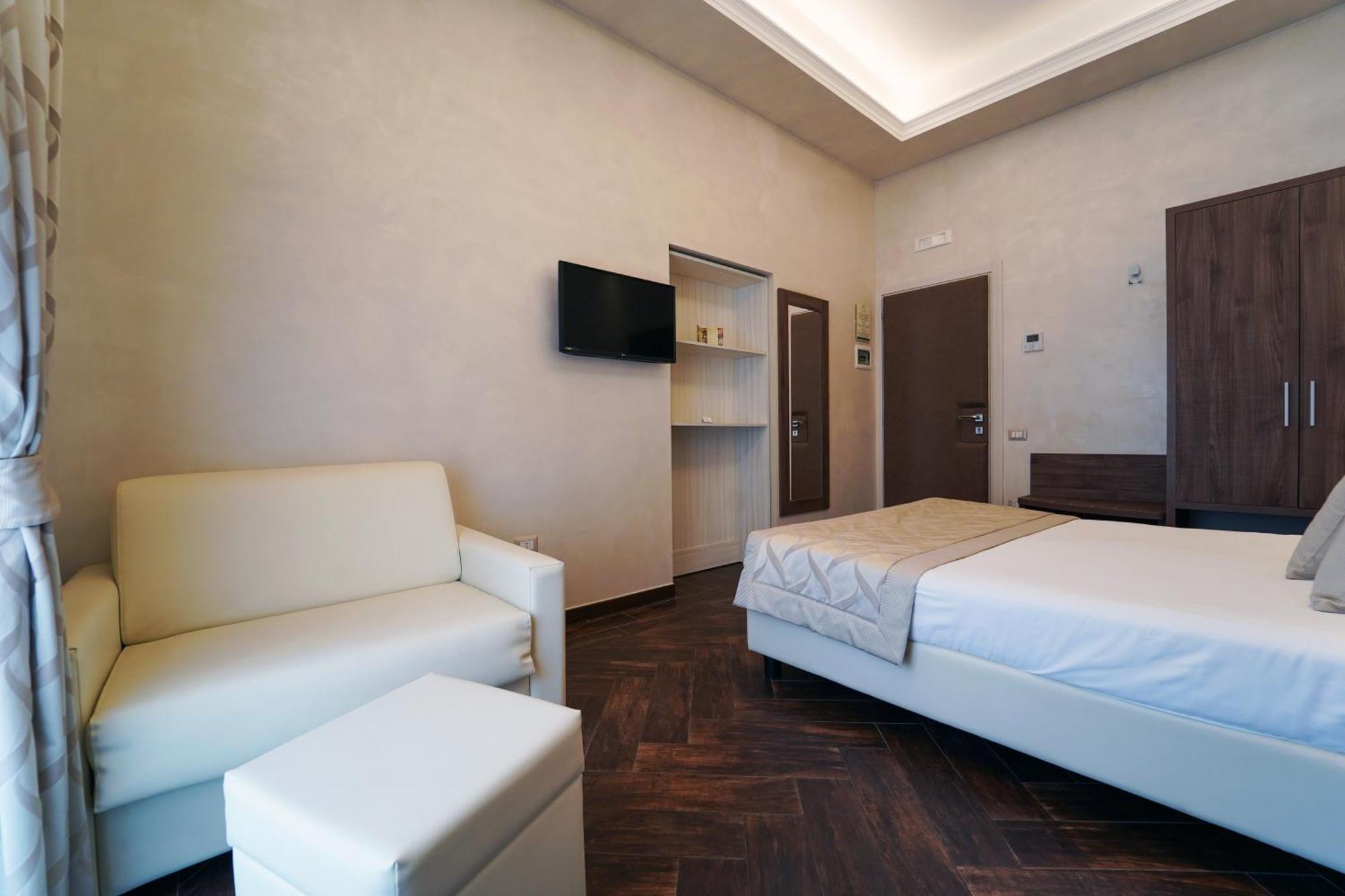 Villa Pallotta Luxury B&B เชรินโญลา ภายนอก รูปภาพ