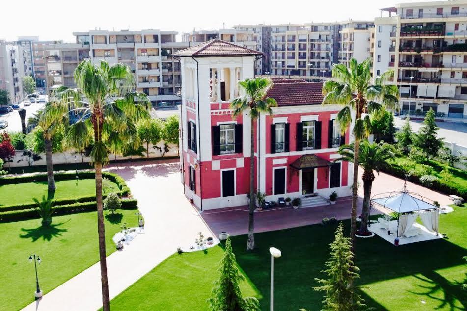 Villa Pallotta Luxury B&B เชรินโญลา ภายนอก รูปภาพ