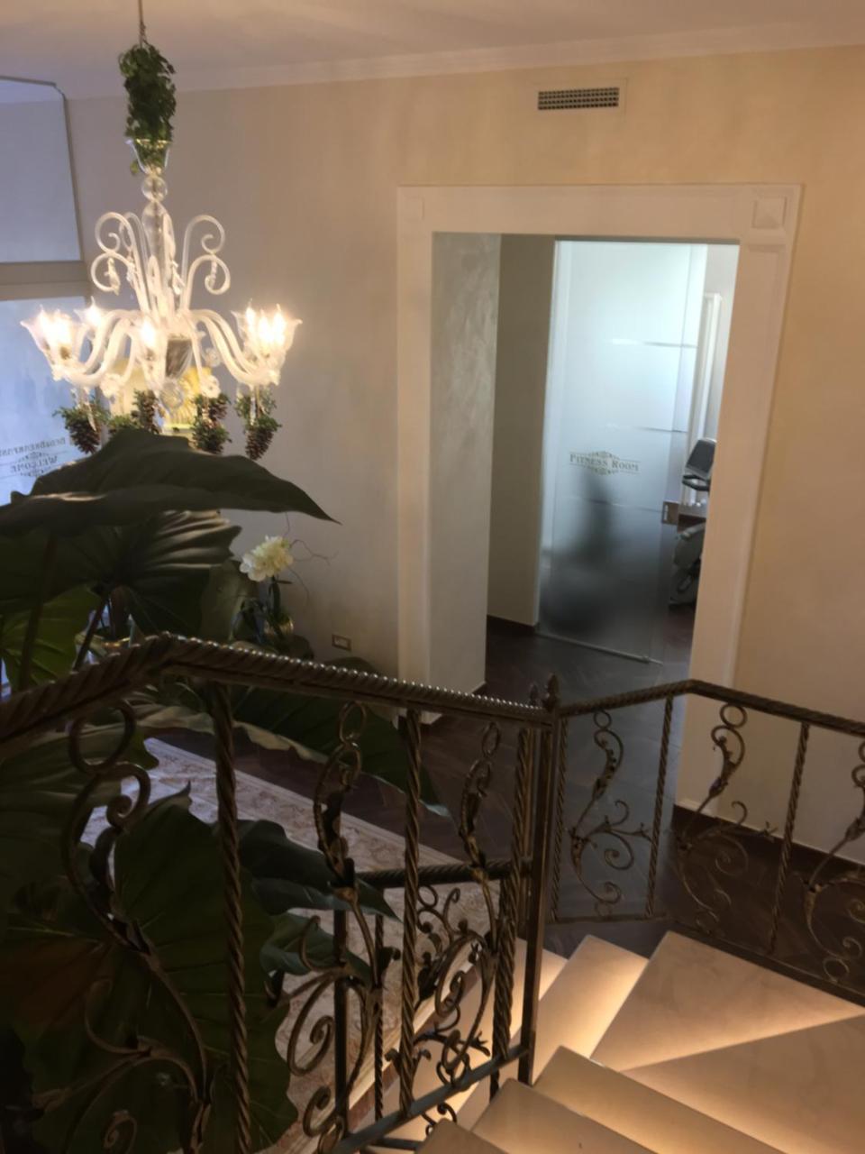 Villa Pallotta Luxury B&B เชรินโญลา ภายนอก รูปภาพ